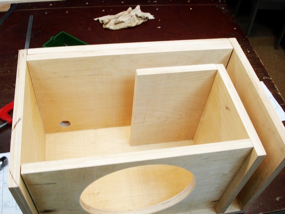 Картинка с сайта 2drive. Пример отличного короба.