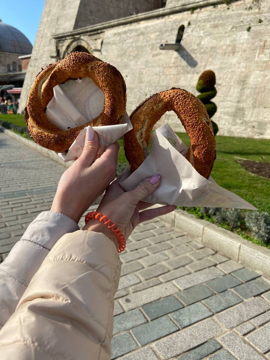 Знаменитые стамбульские бублики Султан-семит... ну или просто - Симит - вкусняшка!