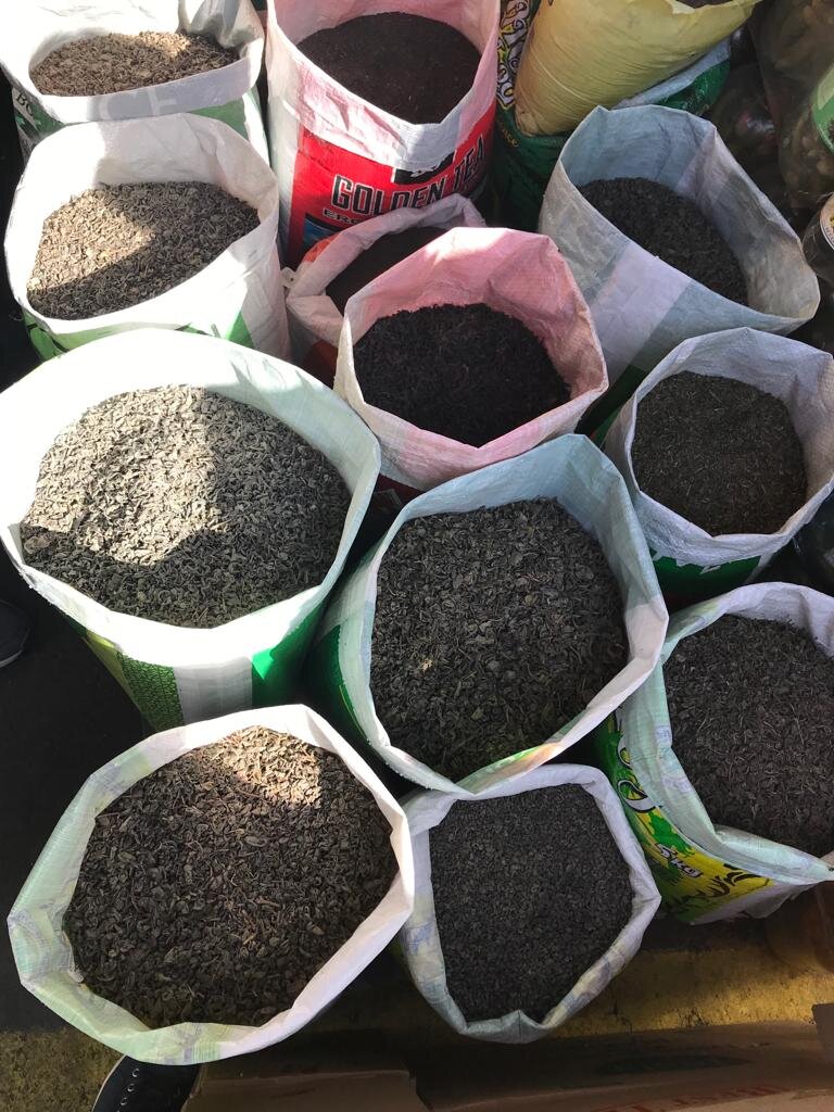 Торговля чаем на ташкентском рынке