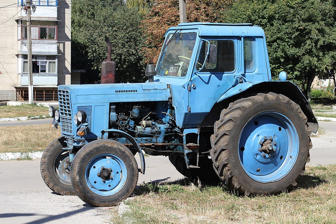    Советский МТЗ-80George Chernilevsky / Wikipedia