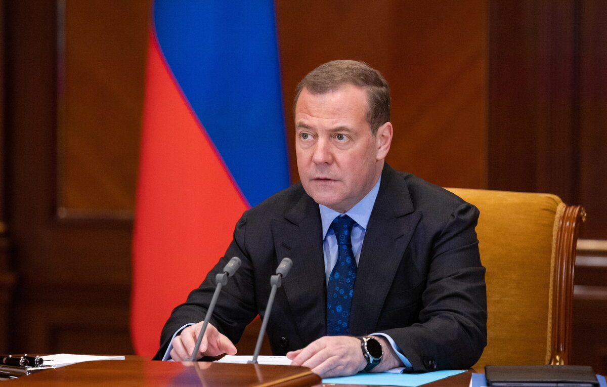    Заместитель председателя Совета безопасности РФ Дмитрий Медведев   Екатерина Штукина/POOL/ТАСС