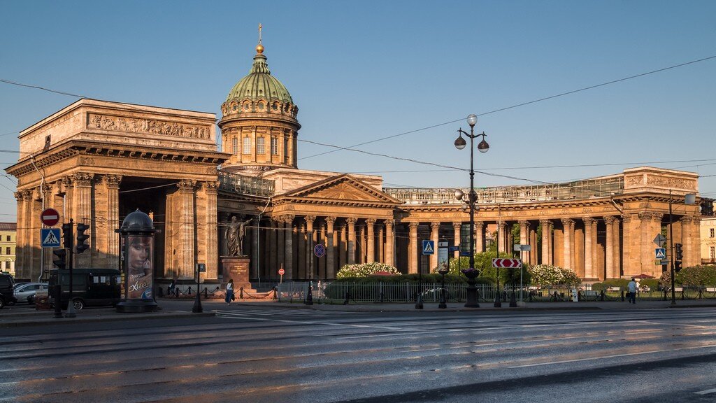 Казанский собор, Санкт-Петербург, Казанская площадь, 2.