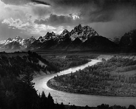 Фотография «Вершины Титона и река Снейк» (англ. The Tetons and the Snake River), 1942 год