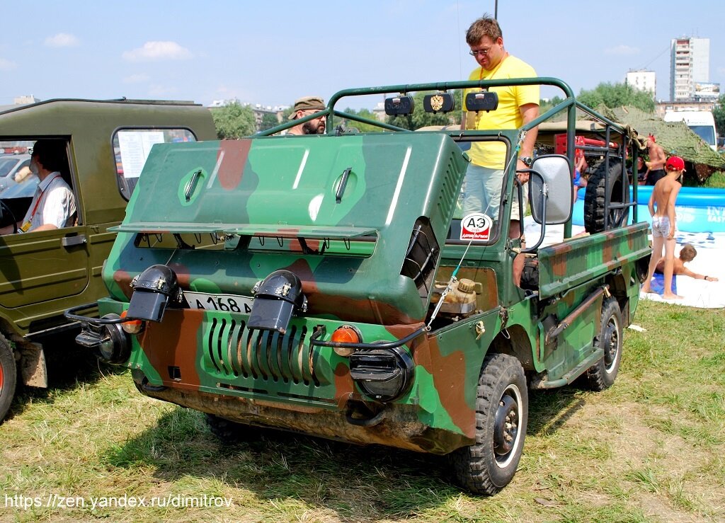ЛуАЗ-967М на Автоэкзотика-2010. Москва.