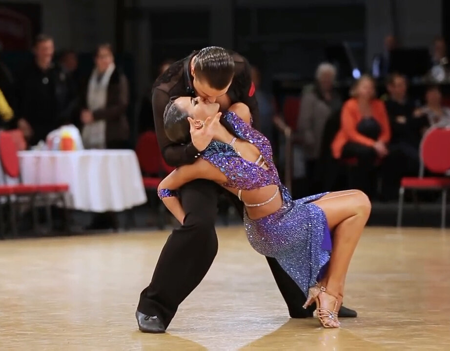 Танец DANCESPORT