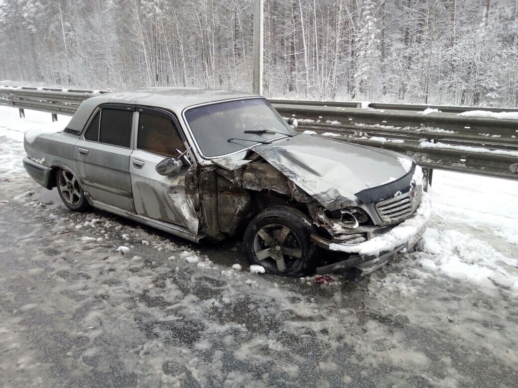 Вопрос о том, в какую сторону вывернуть колеса на склоне становится еще более значимым при скользком дорожном покрытии
