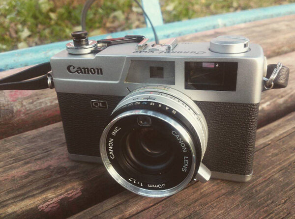 Canon Canonet QL17