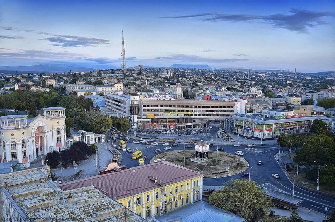 Источник фото: https://cdn.fishki.net/upload/post/2017/11/16/2432144/d6a0bf06710caaaedcf346581d13.jpg