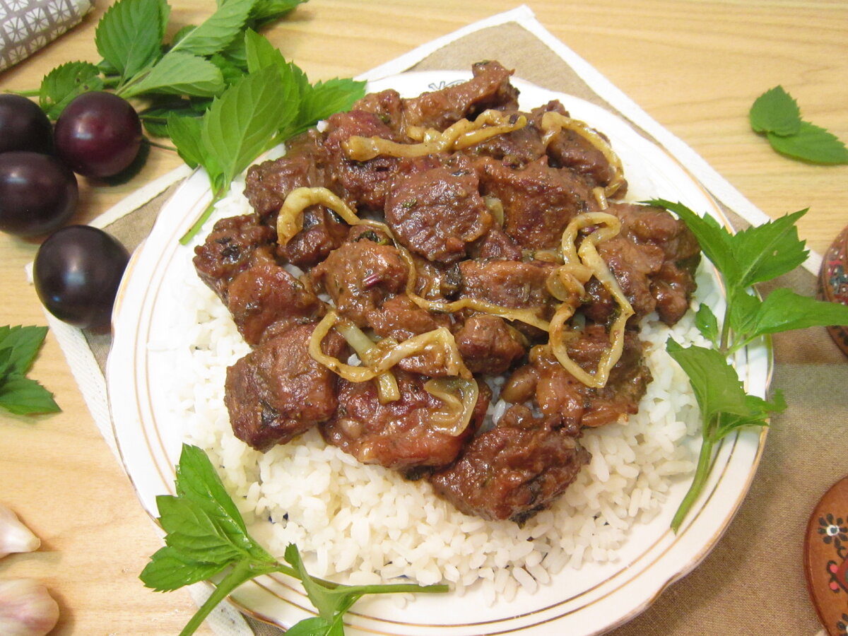 Нежная свинина в маринаде из алычи с базиликом и мятой | Вкусные домашние  рецепты | Дзен