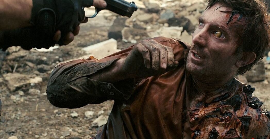 - Да всё со мной в порядке, гражданин начальник, мамой клянусь! Ну хотите, в трубочку дыхну, чтобы вас успокоить? 