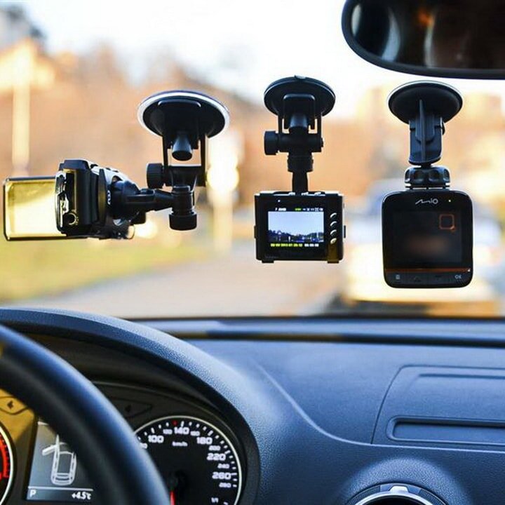 Видеорегистраторы