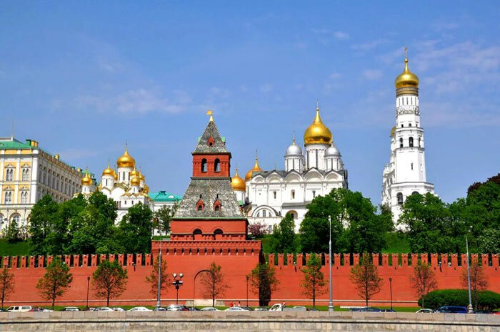 Тайницкая башня московского Кремля