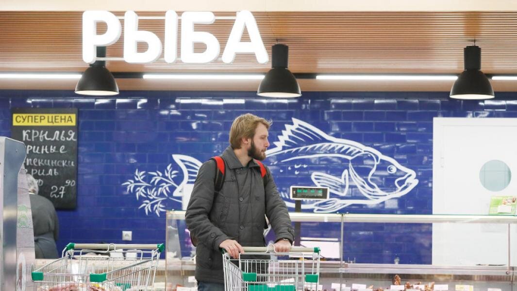 В «Рыбном союзе» рассказали, что что отдельные поставщки подменяют дорогую рыбу более дешевой. Фото: ИЗВЕСТИЯ/Алексей Майшев