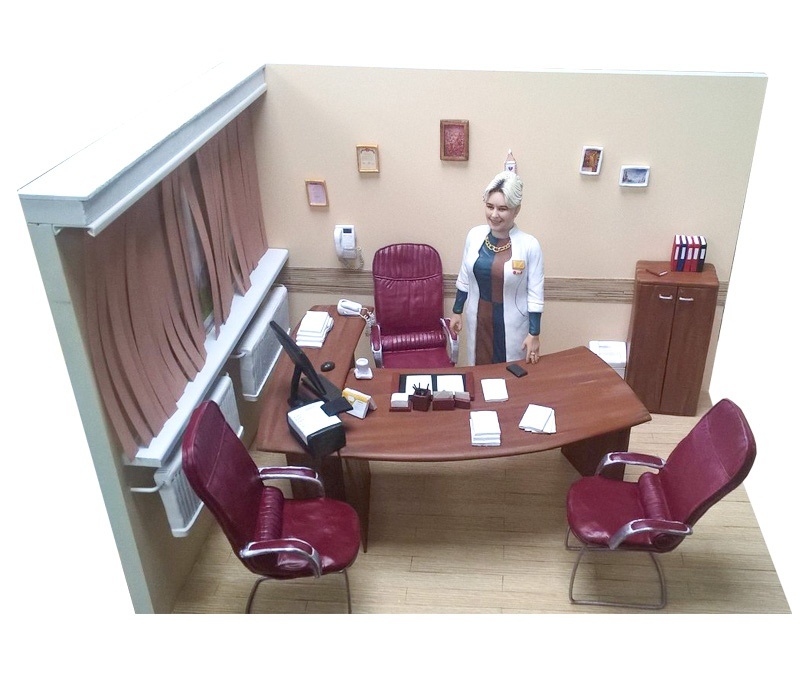 Воссоздать его рабочий кабинет в миниатюре