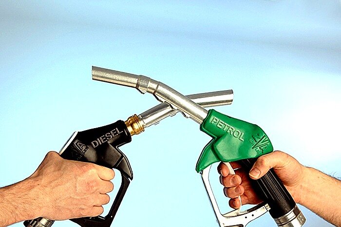 Какой двигатель лучше: бензиновый или дизельный? Отвечает моторист со ...