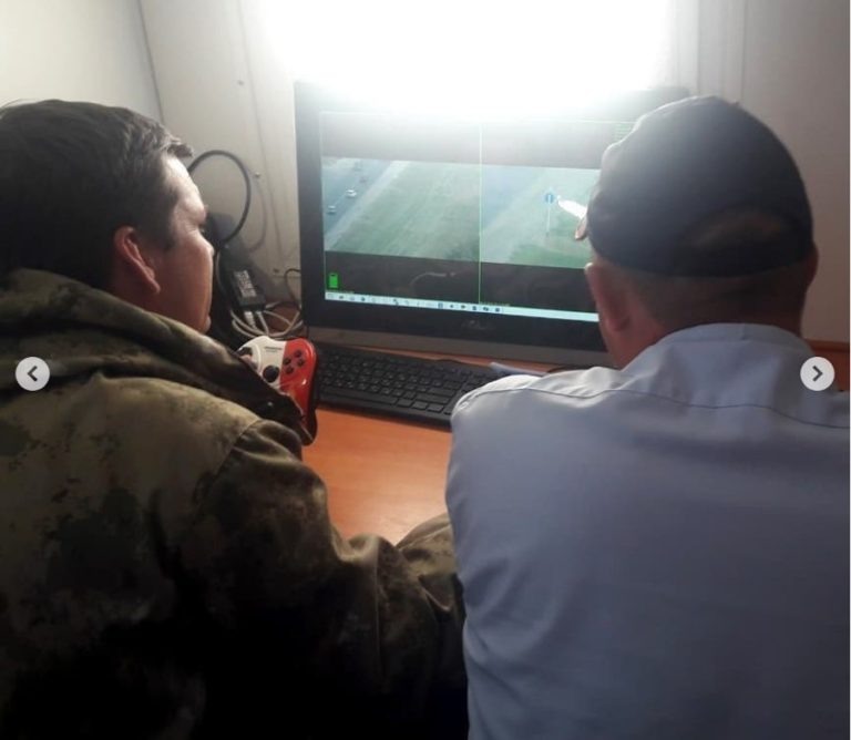 Отснятые с аэростата нарушения сразу передаются на стационарный пост ДПС