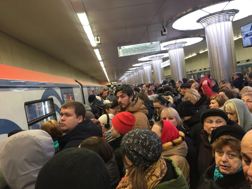 Московское метро час пик