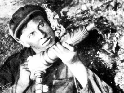 Алексей Стаханов за работой