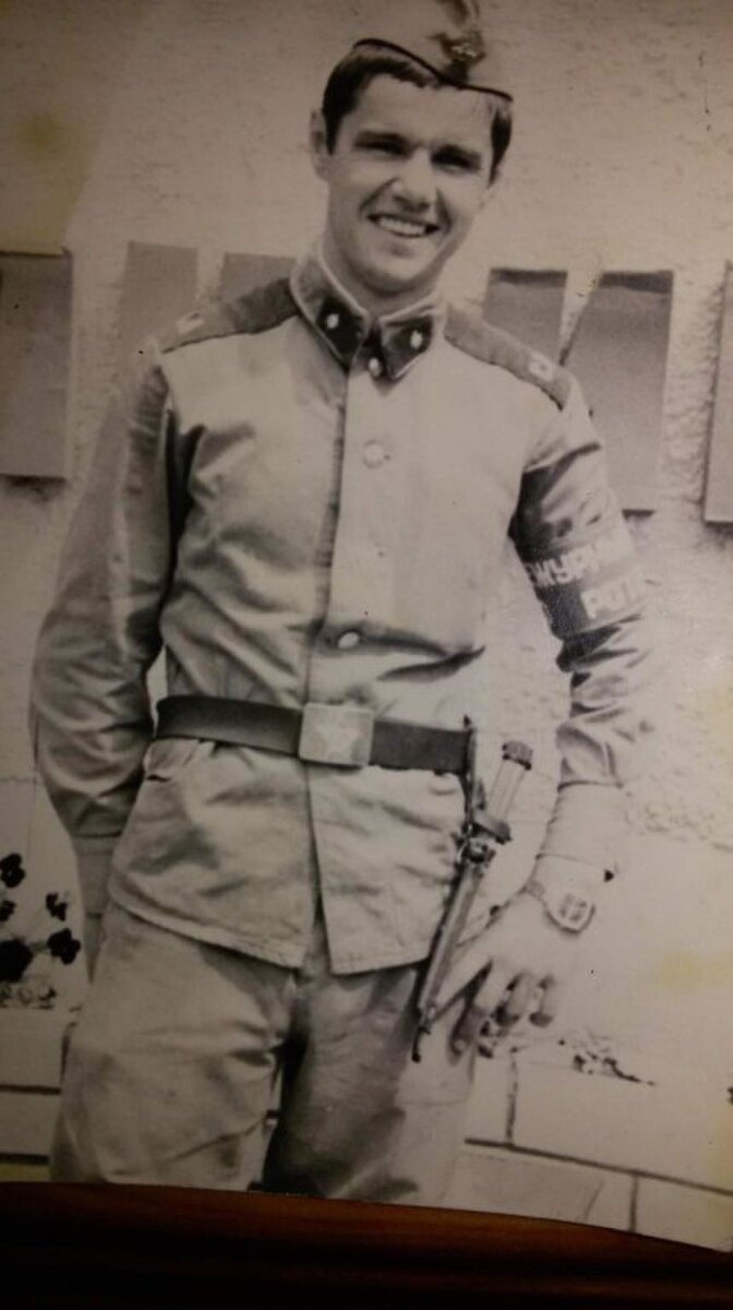 Дежурный по роте Ларин А.