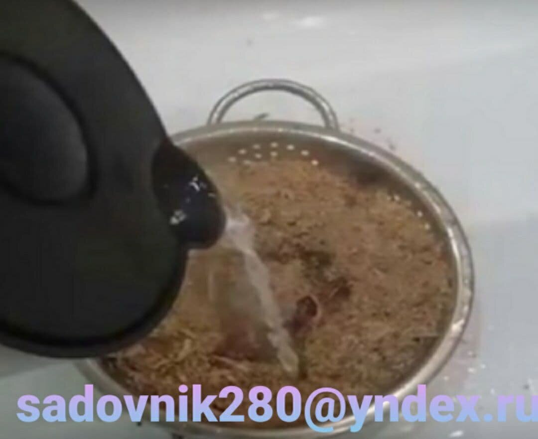 Опилки могут быть и прессованными, все равно после заварки кипятком они "разойдутся"