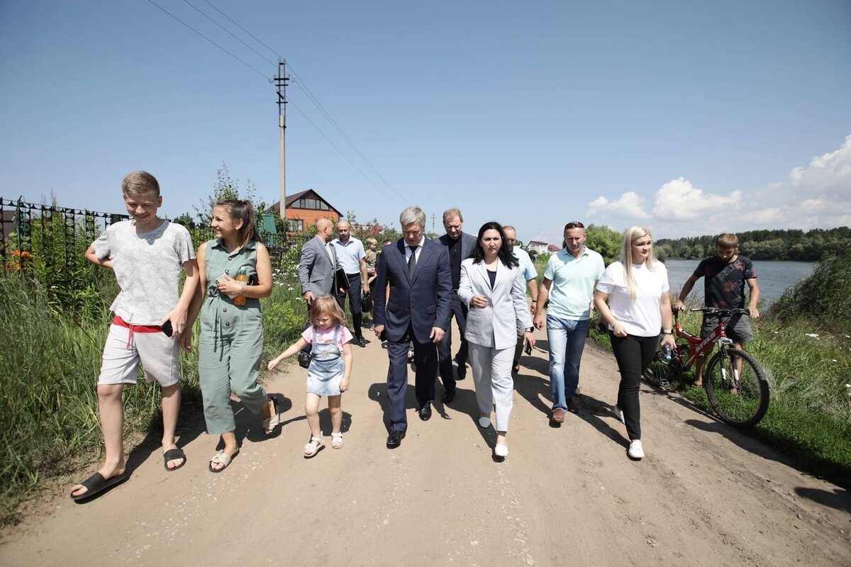 Социальные сети сегодня, по его мнению, стали эффективной площадкой для коммуникации с жителями региона.