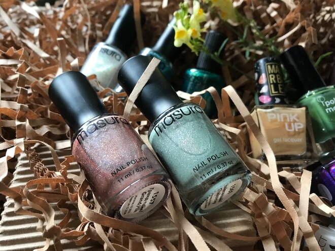 Гранд-плие слева, Чайковский — справа