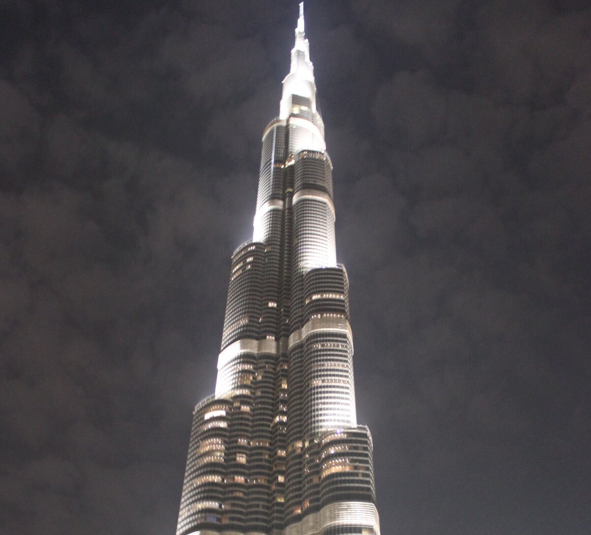 Часть самого высокого здания в мире. Личное фото