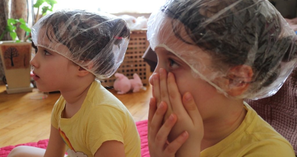 В саду вши, а от родителей это скрыли