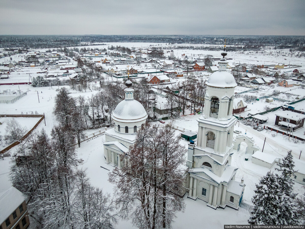 
383
Дата фотографий: 2019 год.
2. Храм Успения Пресвятой Богородицы с. Стромынь, Московская область.

