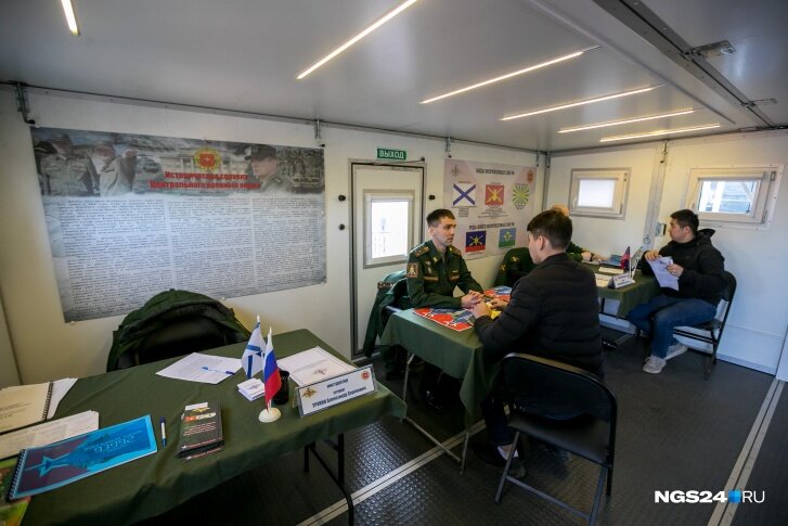 Контрактников набирают круглый год