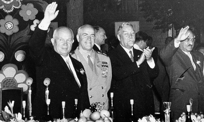 Н. С. Хрущев, Г.К. Жуков, Н.А. Булганин, А.И. Микоян.