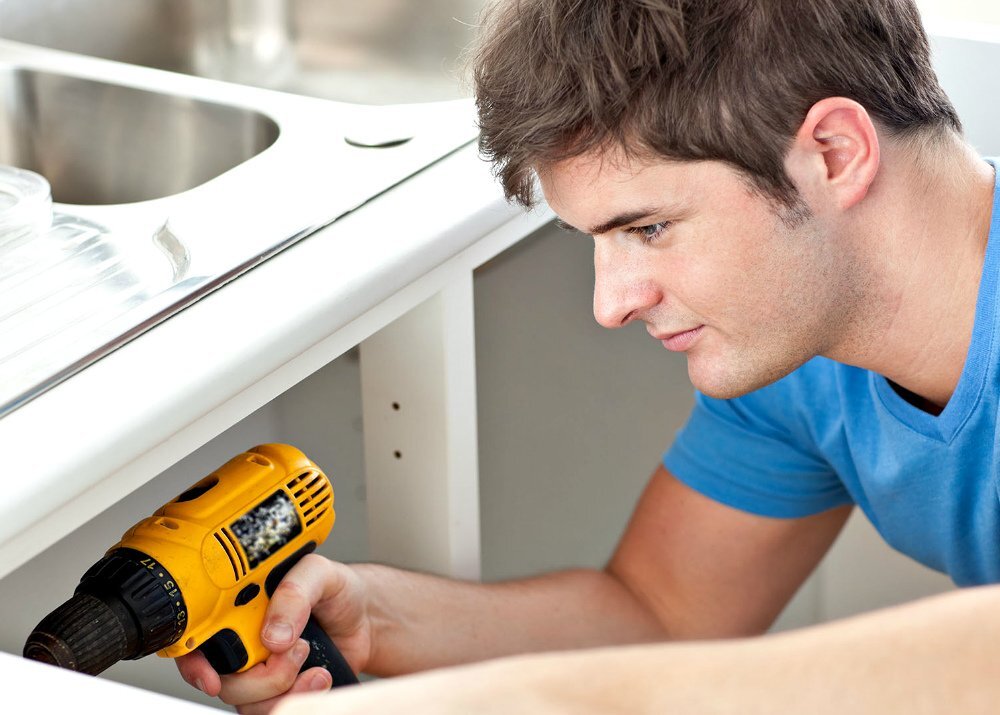 Очень популярная услуга, но "обидная", если вы в браке.