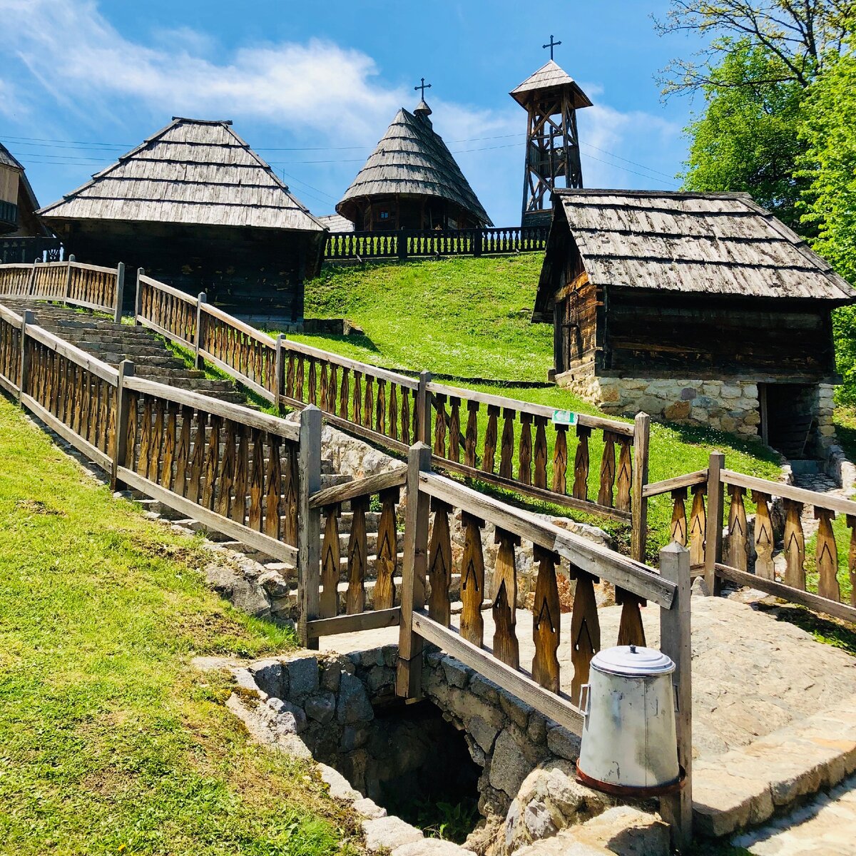 Старинная деревушка