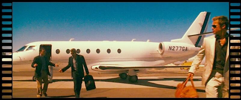 Джордж Клуни и Брэд Питт прилетают в Лас-Вегас на Gulfstream G200