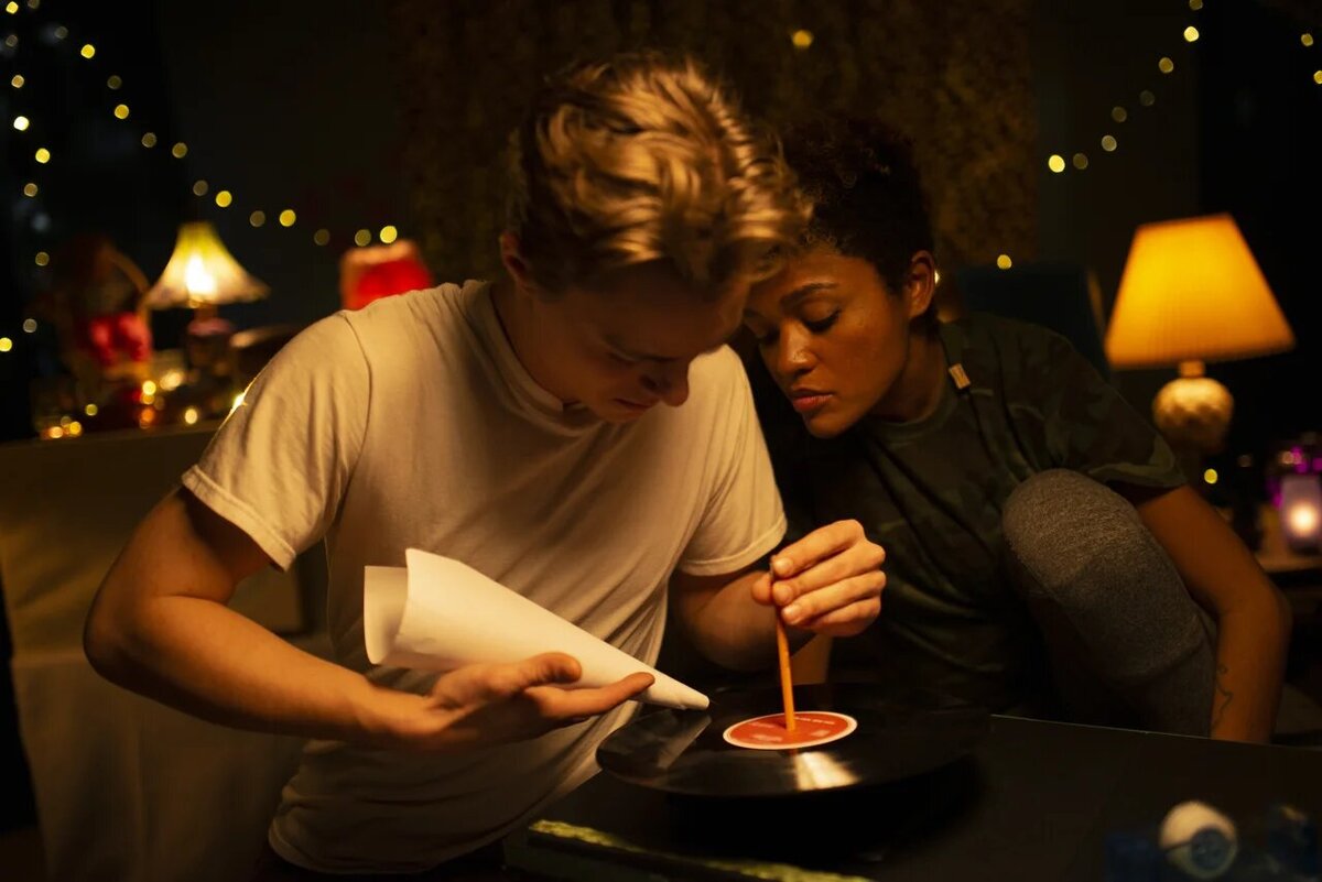 "Гив ми либерти" (2019, реж. Кирилл Михановский)