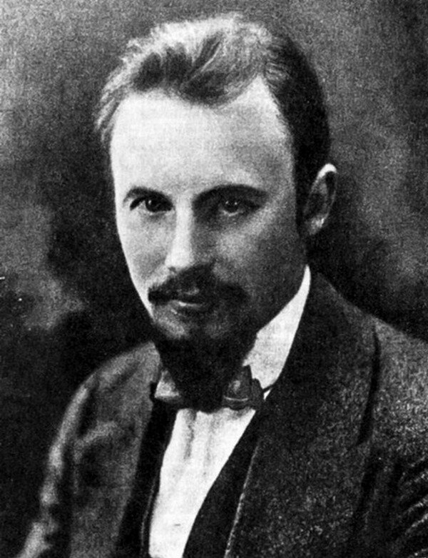 Николай Бухарин (1888 — 1938)