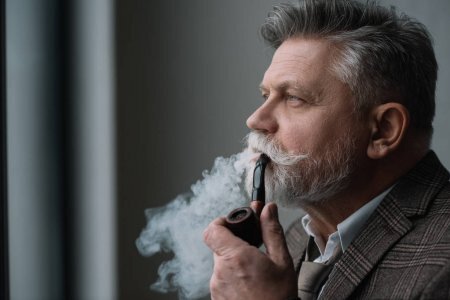 Или все же миллионер-курильщик?