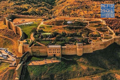 Нарын-Кала с высоты птичьего полета 