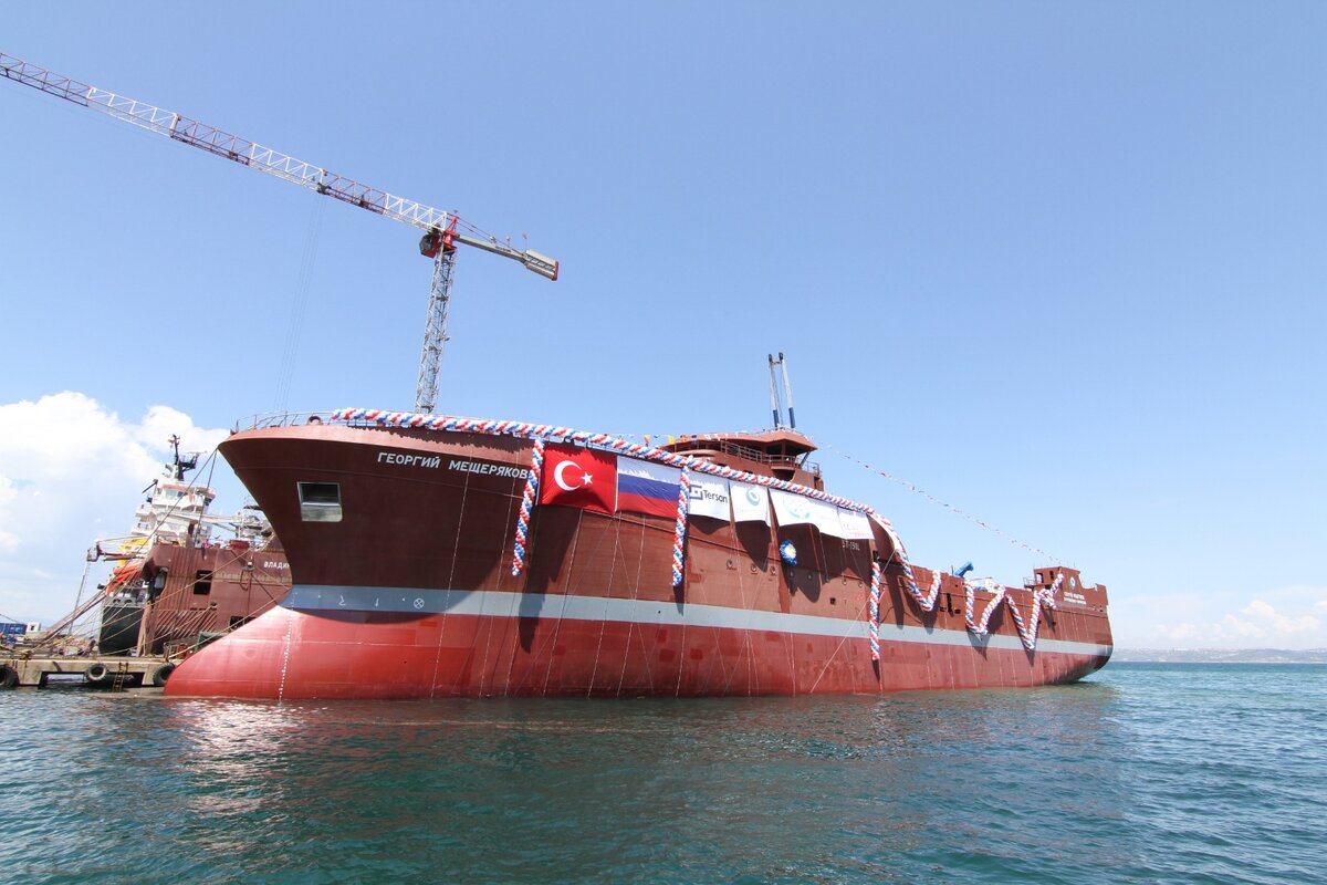 Спуск на воду траулера "Георгий Мещеряков" / Фото: верфь Tersan