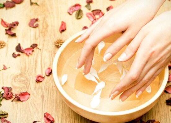 Восстанавливаем ногти