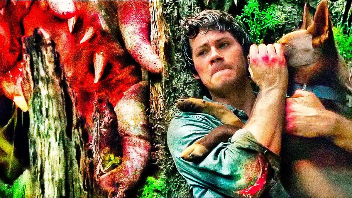 После  того как  на земле появились гиганские насекомые пищевая цепочка сдвинулась. И теперь люди были добычей, а насекомые стали хищниками. Джоэл как и все выжившие люди жил в одном из бункеров, но его людовь - Айми была не с ним. Тогда он решил, что пройдёт путь от своего бункера до неё. По пути он встречает верного друга собаку - Малыша. Вместе они идут навстречу опасности и любви. 