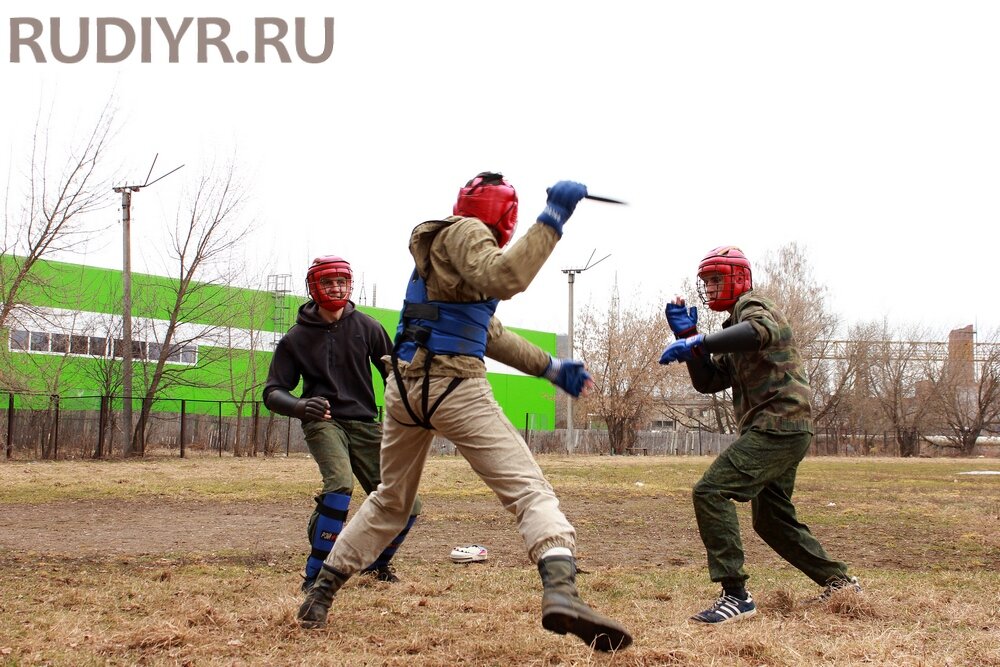 Тренировка по засечному бою в клубе "Стрелы Перуна"