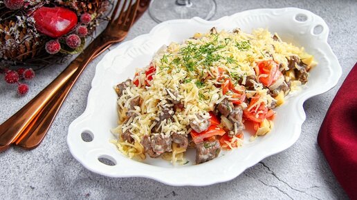 🥗 Салат с говядиной, помидором и луком — видео рецепт. Готовим мясной салат с помидором и сыром!