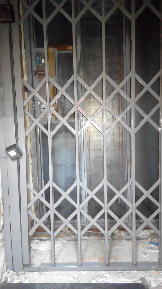 эта дверь откроется не скоро