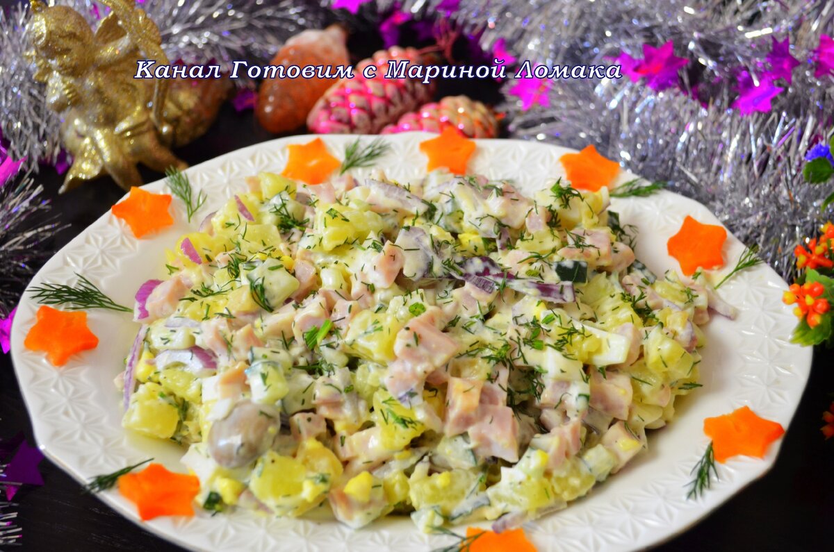 Салат с колбасой, огурцами, кукурузой и горошком