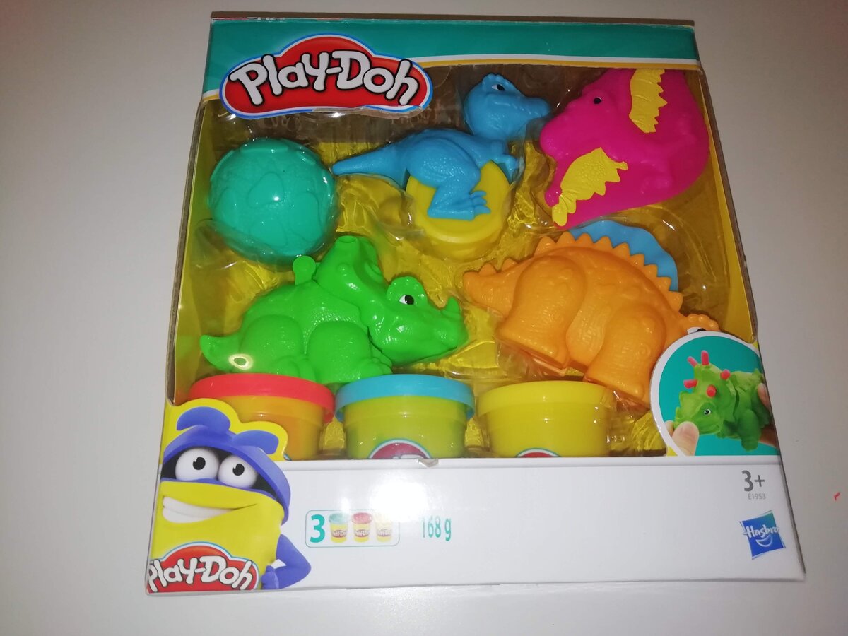 Купили ребёнку новогодний подарок