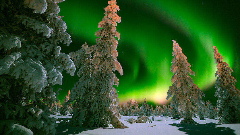 СЕВЕРНОЕ СИЯНИЕ. АВРОРА. ФОТОГРАФИЯ: ОКСАНА ВЛАДИМИРОВНА ГРАЧЕВА / ФОТОБАНК «ЛОРИ»