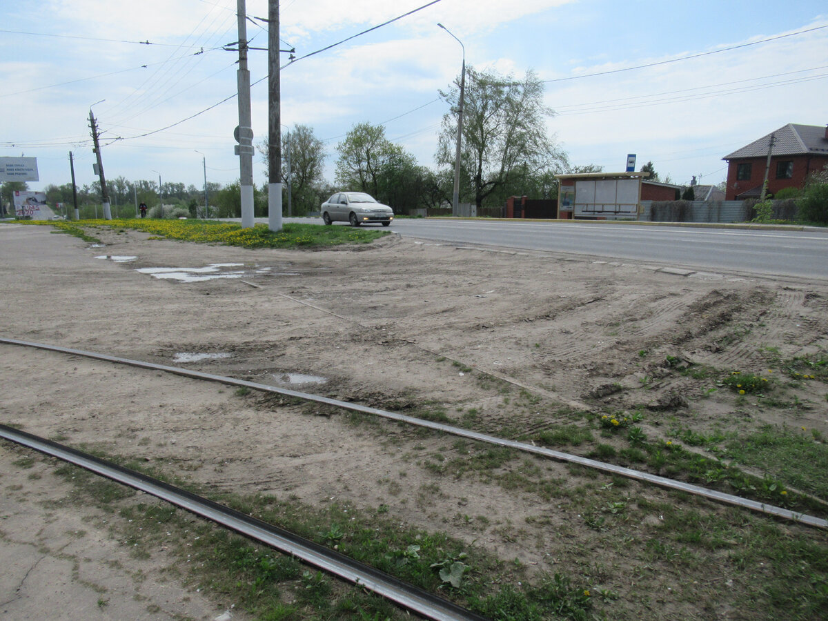 От стрелки на Косую Гору остался одна рельса, май 2020 года