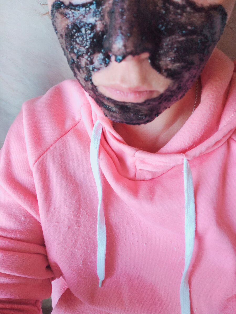 Желатиновая маска с углём. Бархатная кожа за 10 минут и 150 рублей