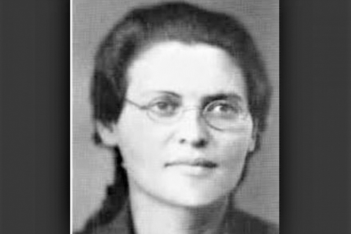 Зинаида Волкова (Троцкая).